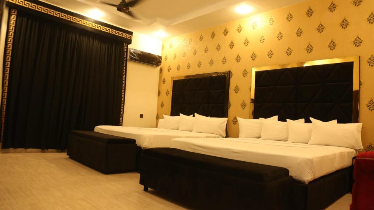 HOTEL DE SMART Multan Bagian luar foto