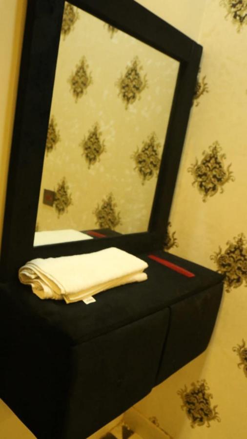 HOTEL DE SMART Multan Bagian luar foto