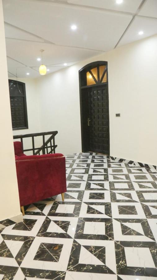 HOTEL DE SMART Multan Bagian luar foto