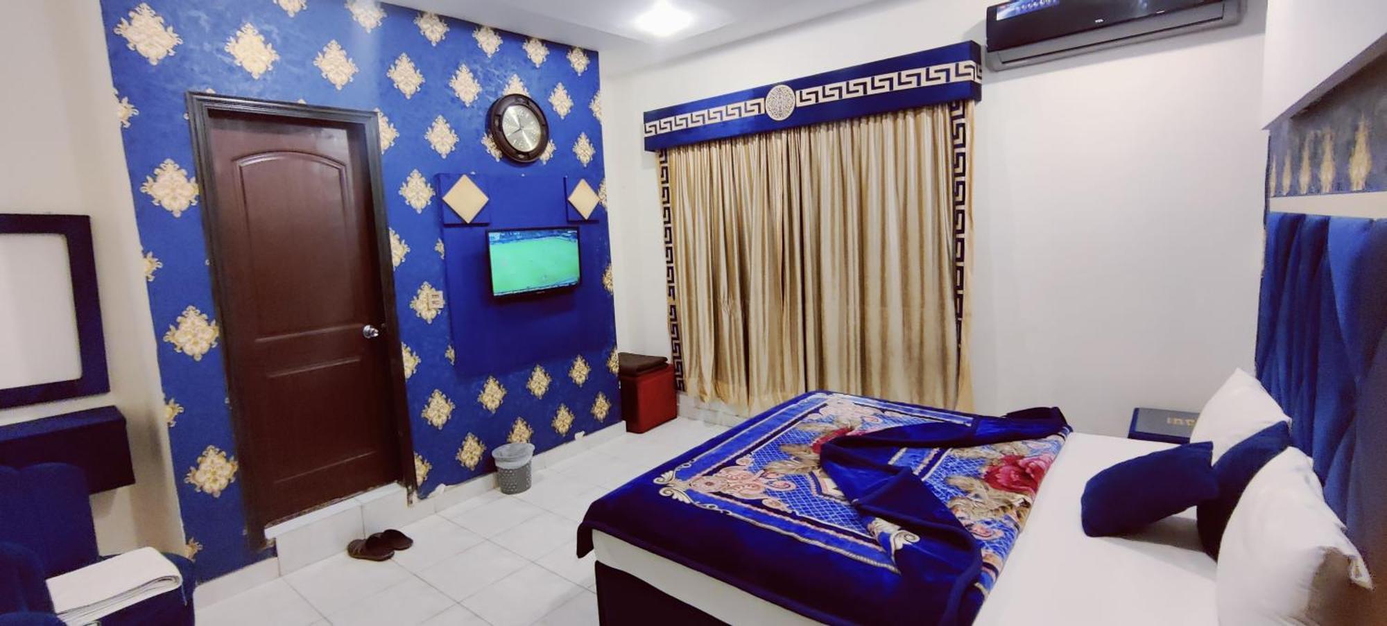 HOTEL DE SMART Multan Bagian luar foto